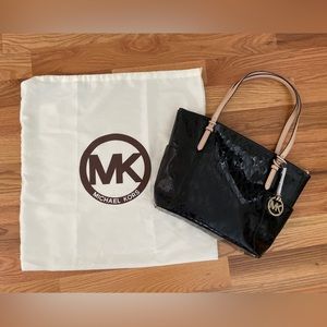 Michael Kors Jet Set East West Top Zip Black Patent Leather MK Logo Tote